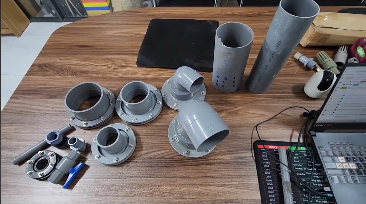 Hướng Dẫn Bà Con Cách Chọn Mặt Bích Thoát Nước Bể Bạt Chuẩn, Không Lo Rò Rỉ